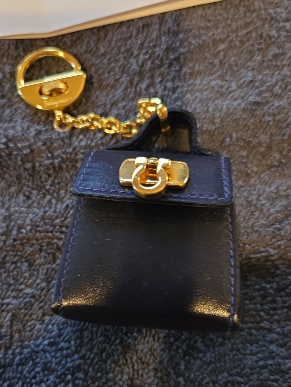 Vintage Salvatore Ferragamo Black Leather Mini Bag Keychain with Gold Hardware - Picture 3 of 6